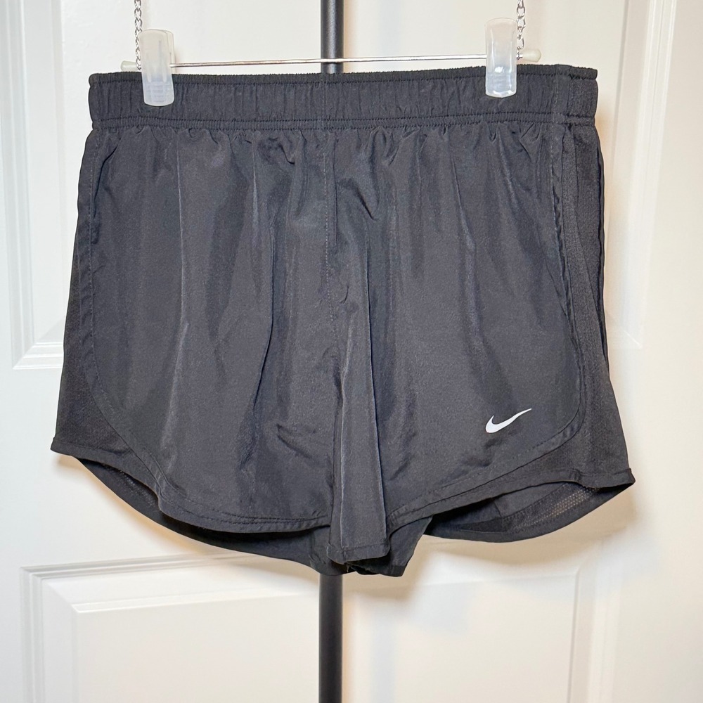 Nike Dri-FIT Womens Running Shorts Black Athletic Gym Shorts Size Large